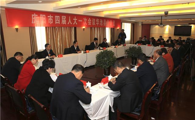 【两会快报】贠建民：高举“南梁精神” 聚力“一号工程”提升县域经济实力 加快脱贫致富步伐
