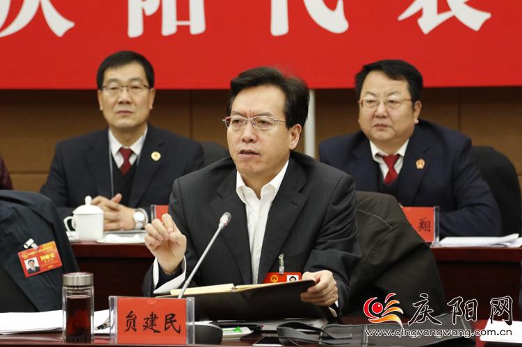 贠建民：将南梁法官教育基地作为全省法官和检察官培训的重要基地
