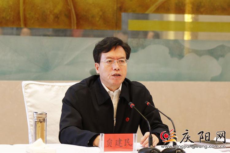 贠建民：严肃党内政治生活创建良好政治生态 努力推动全区经济社会持续健康发展