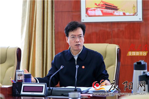 贠建民主持召开市委常委会议