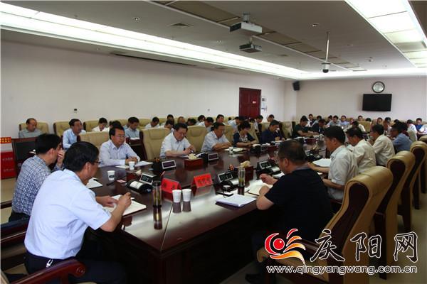 朱涛：要深悟领导干部政治责任 主动挑起担子