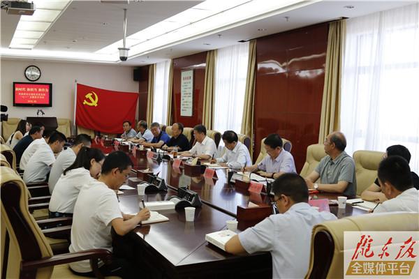 朱涛参加市政府办公室机关党支部“七一”主题党日活动