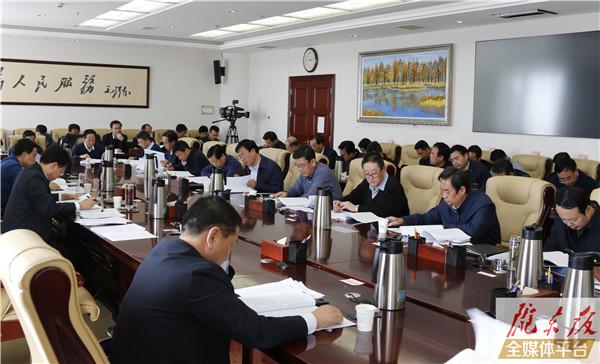 贠建民：突出重点 靶向发力 确保环县如期打赢脱贫攻坚战