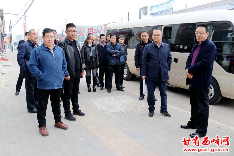 西峰 11月13日,副区长王超带领有关部门负责人和部分乡镇分管领导