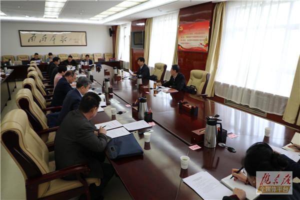 贠建民在市委外事工作委员会第一次全体会议上强调 深入贯彻落实习近平外交思想和中央省委决策部署努力开创全市外事工作新局面