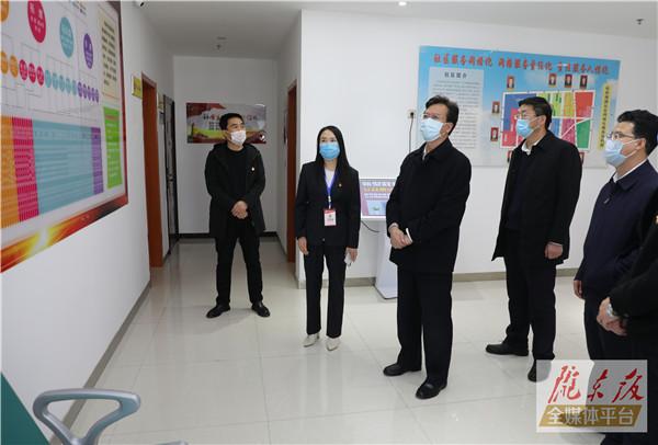 贠建民在西峰区调研社区网格化管理工作时强调 积极构建智能高效的基层网格化管理体系 努力推动形成共建共治共享社区治理新格局
