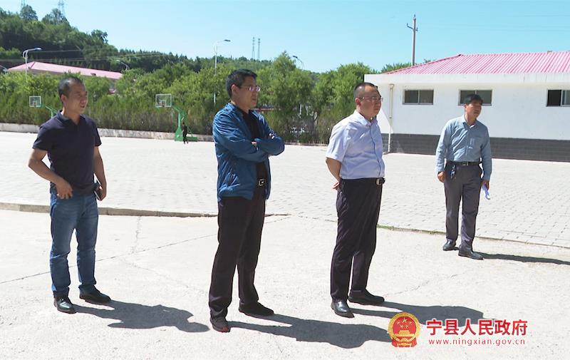 庆阳网讯(通讯员 席伟宁 6月18日,宁县委常委马应乐,副县长王超