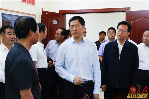 胡焯在庆阳市调研时强调 坚决打赢扫黑除恶专项斗争决胜战