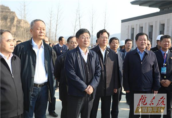 中国国家铁路集团有限公司副总经理王同军来庆阳市检查银西铁路开通准备进展情况