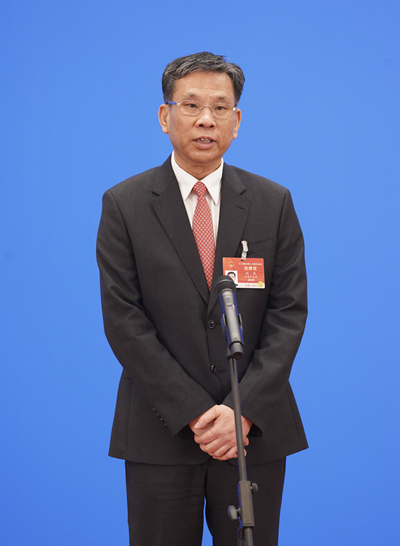 财政部部长刘昆：财政政策保持基本稳定 不急转弯