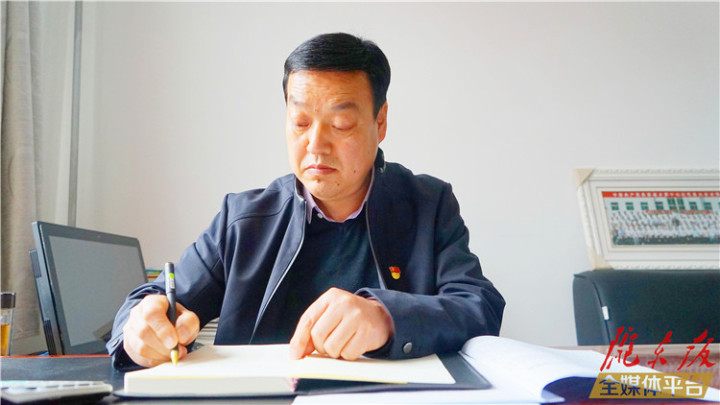 【脱贫攻坚我来见证】脱贫攻坚这份答卷，我们完成了