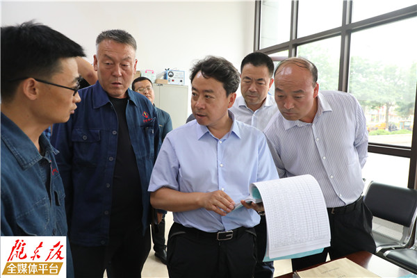 卢小亨在西峰城区检查燃气安全工作