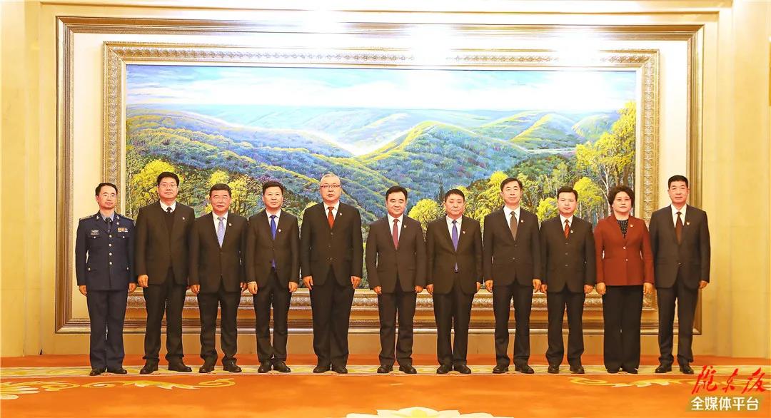 中国共产党庆阳市第五届委员会领导班子亮相