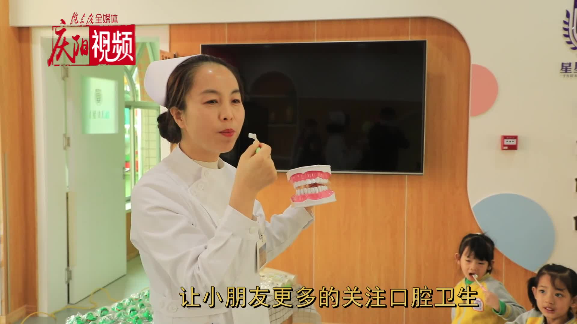  庆阳市科协举办 “科普志愿者进社区  进校园”活动