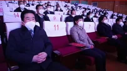【陇东报视频海报】庆阳市人大代表集中观看陇剧《南梁忠骨》