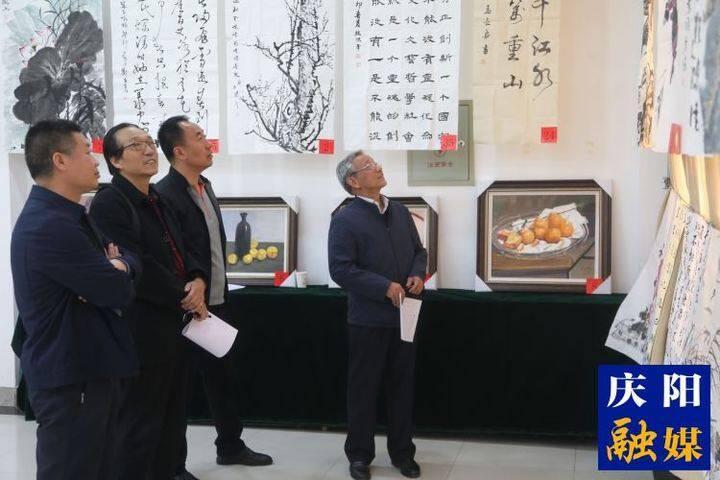 【摄影报道】庆阳市老年大学举办主题书画教学成果展示活动