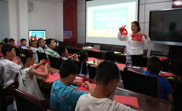 合水县开设红领巾公益托管班巧解暑期“看护难”