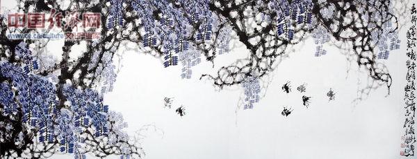 春拂紫霞韵未消 凌燕舞姿报新声