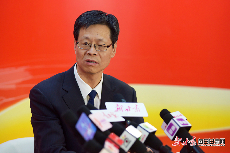 【两会人物访谈】全国政协委员刘仲奎:培养和吸引更多人才投身到西部