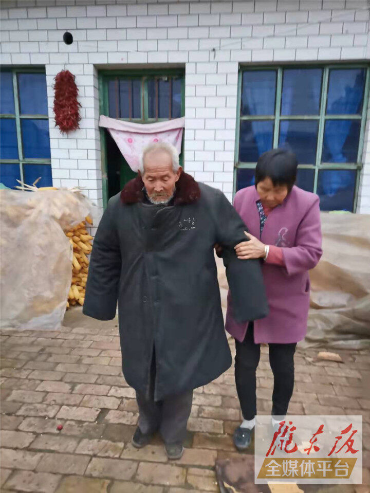 高俊爱：孝老爱亲传佳话