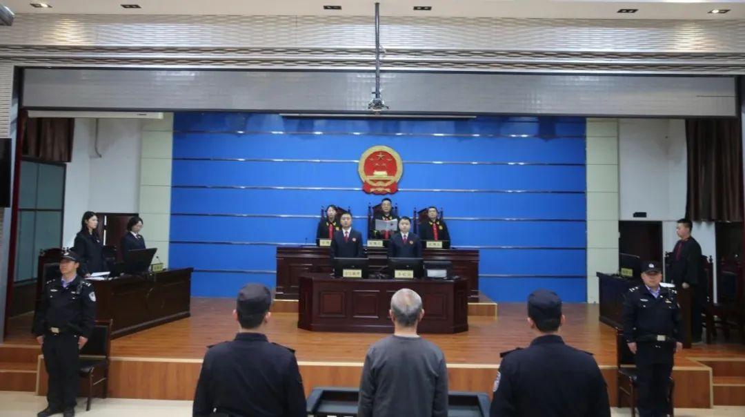 青藏铁路公司原党委副书记、总经理王忠玉受贿、利用影响力受贿案一审宣判