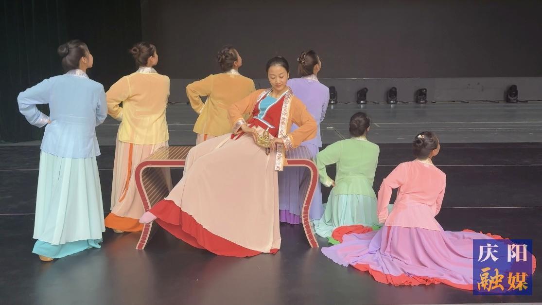 【香约庆阳  包容天下】香包节迎宾晚会排练工作进入倒计时