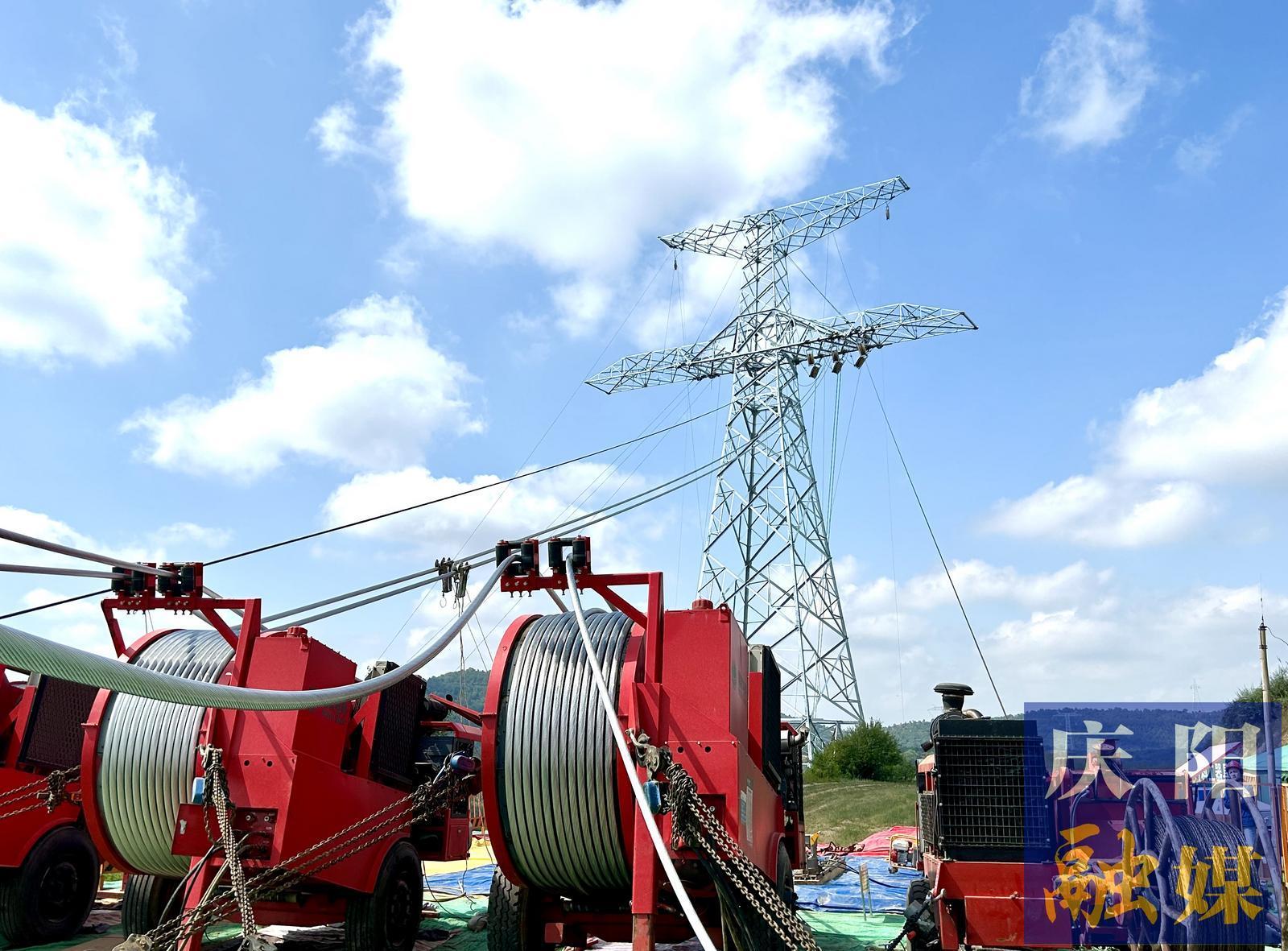 陇东-山东±800千伏特高压直流输电线路工程（甘肃段）全面进入架线施工阶段