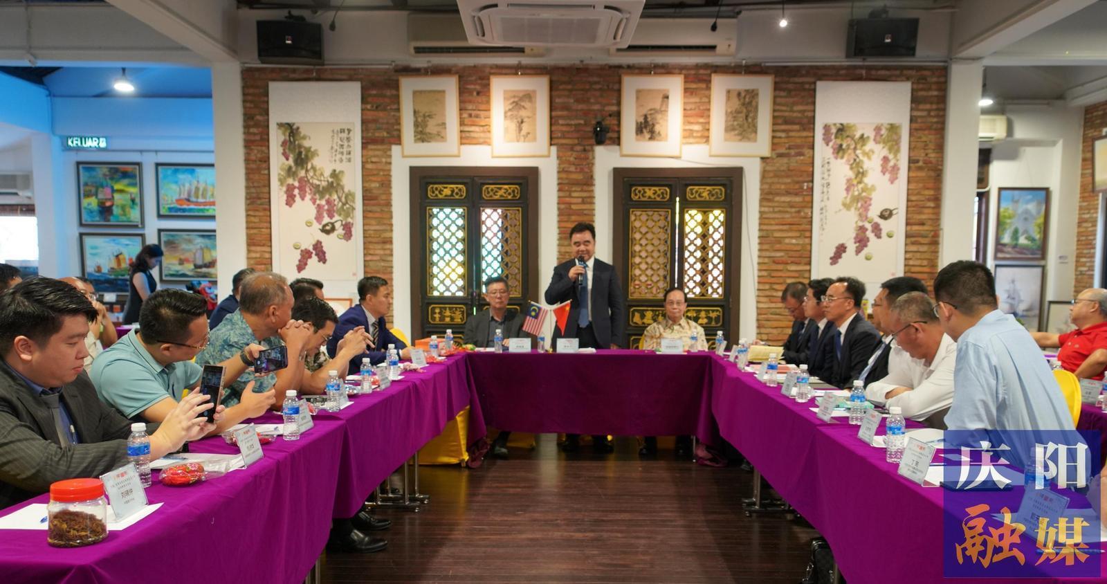 黄泽元率团出访马来西亚