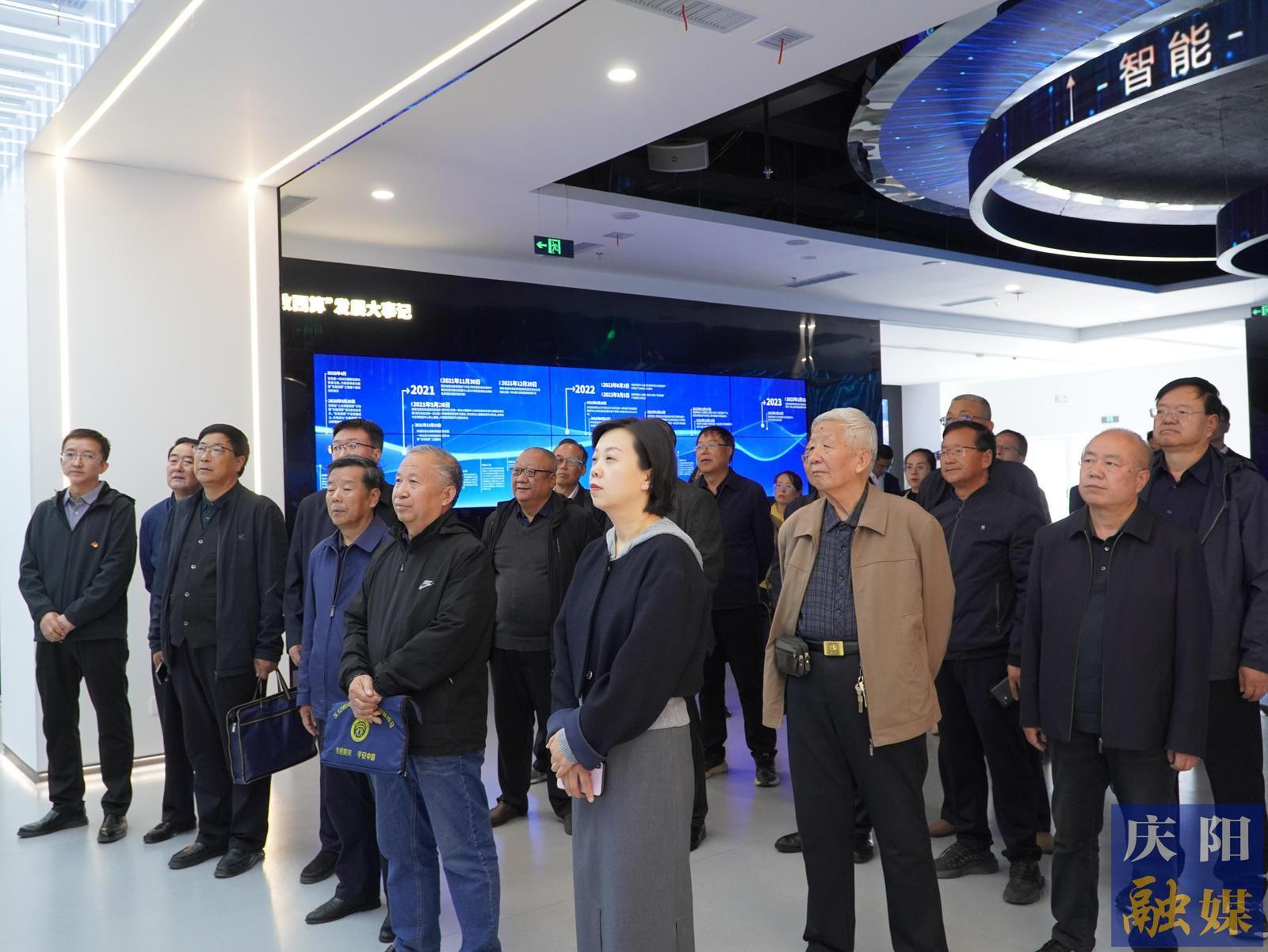 九九重阳节 浓浓科技情 庆阳市科协开展“喜迎重阳佳节 共叙科技发展”主题活动
