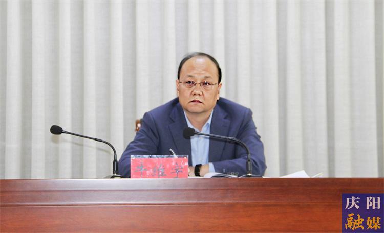 引大引强引头部 为数字经济赋智赋能 ——访庆阳市住建局党组书记、局长牛维宇