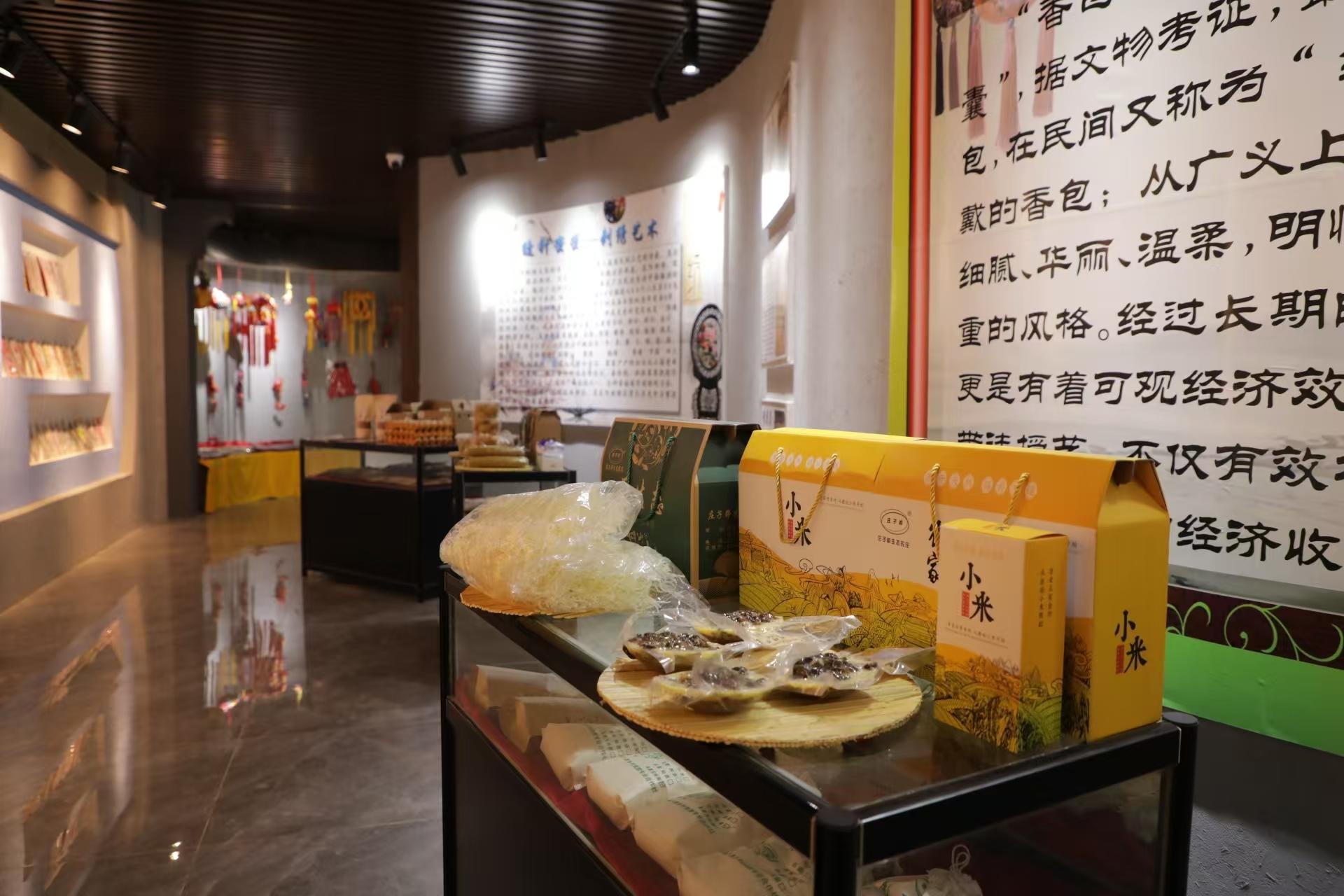 环县耿塬畔村：乡村“蝶变”绘就村美民富新景