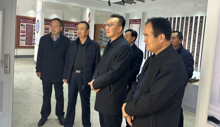 徐小洲调研民盟宁县支部