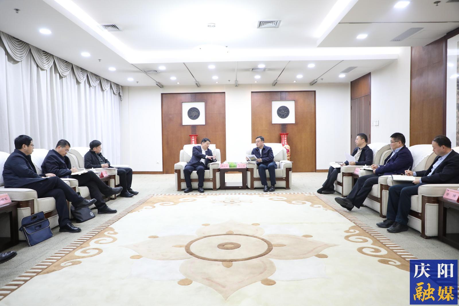 周继军赴民航西北地区管理局对接工作