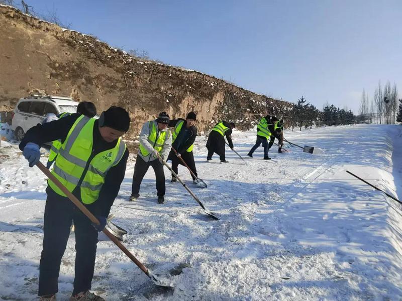 环县：党建联建树旗帜 地企同心保平安