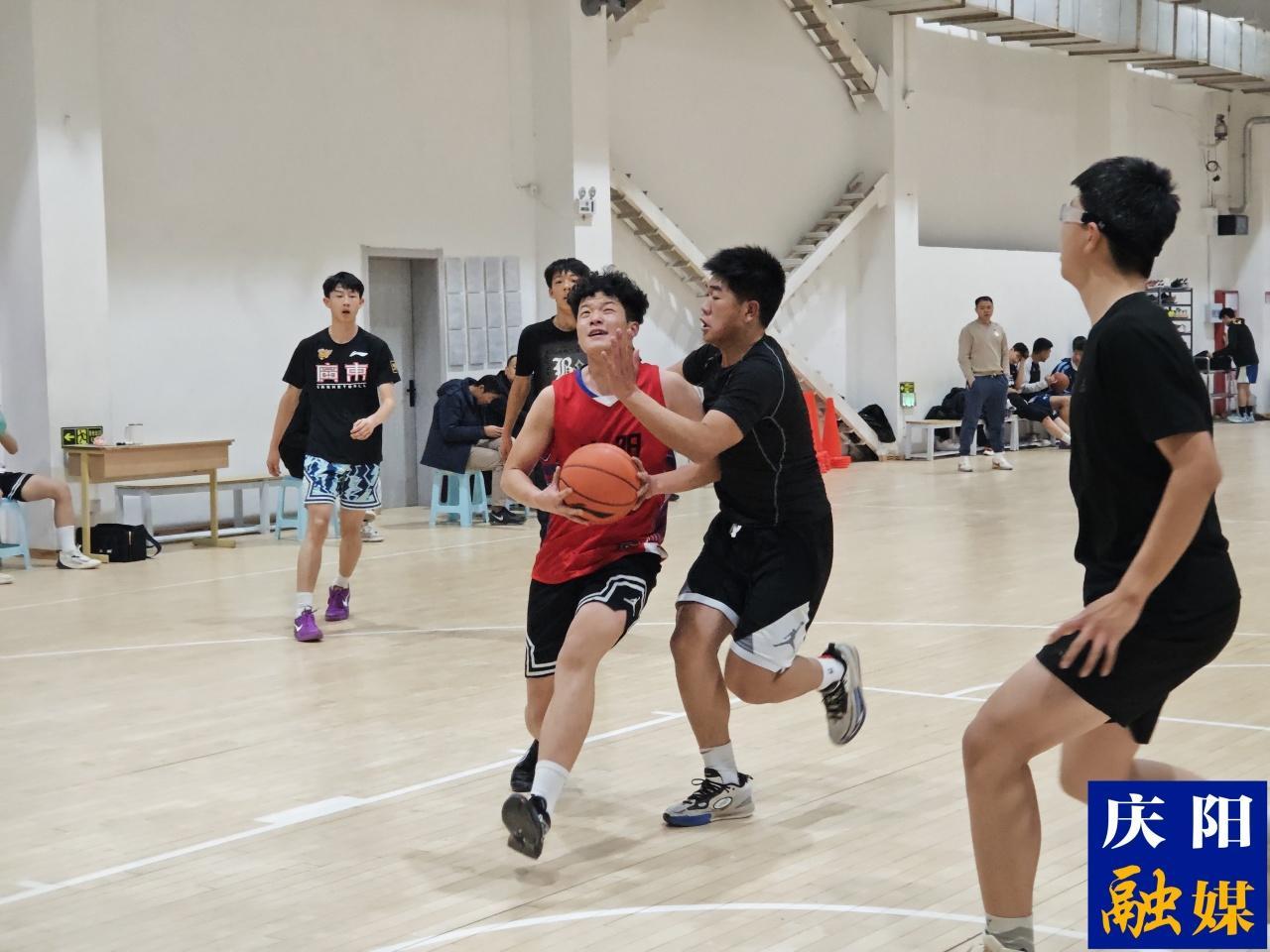 庆阳市青少年篮球队赴陕西集训备战省十六届运动会