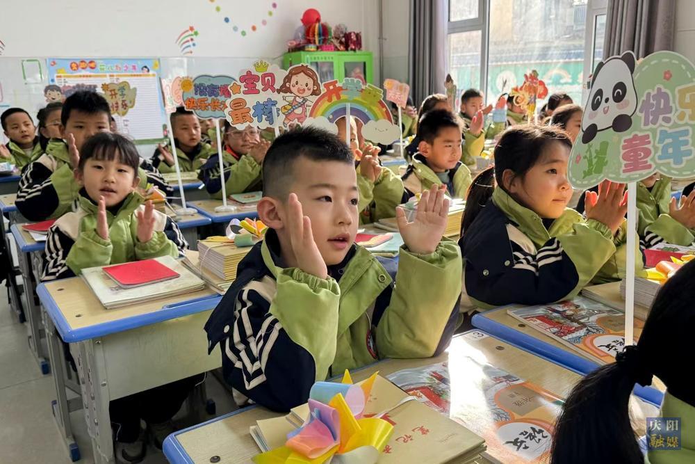 【摄影报道】开启新学期  翻开学习新一页
