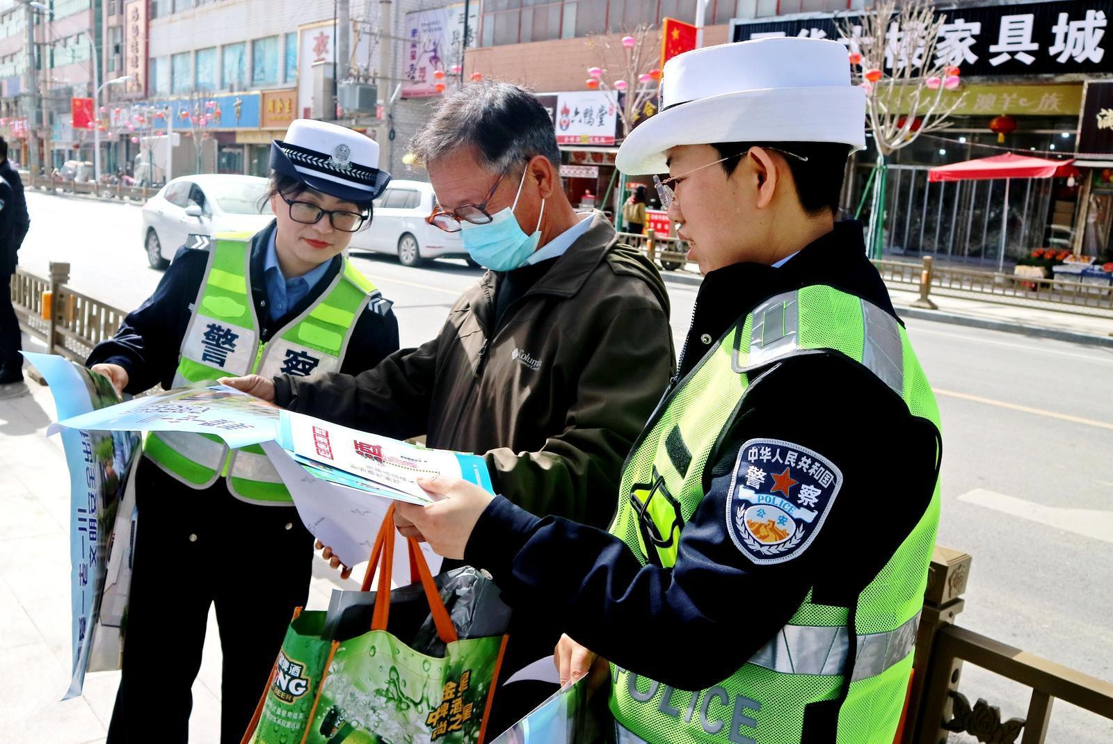 【法治庆阳】镇原：春暖花开务工时 普法宣传“送安全”