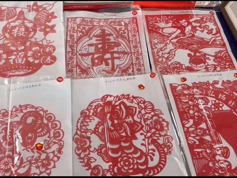 镇原：“指尖经济”绣出妇女增收致富新图景