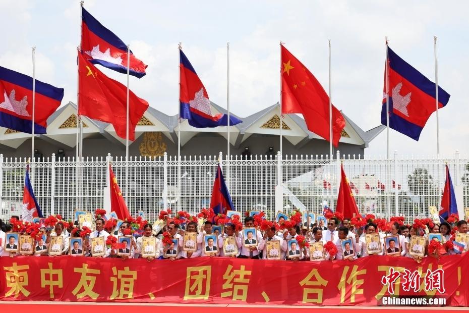 双向奔赴，习近平访柬提及这个关键词显深意
