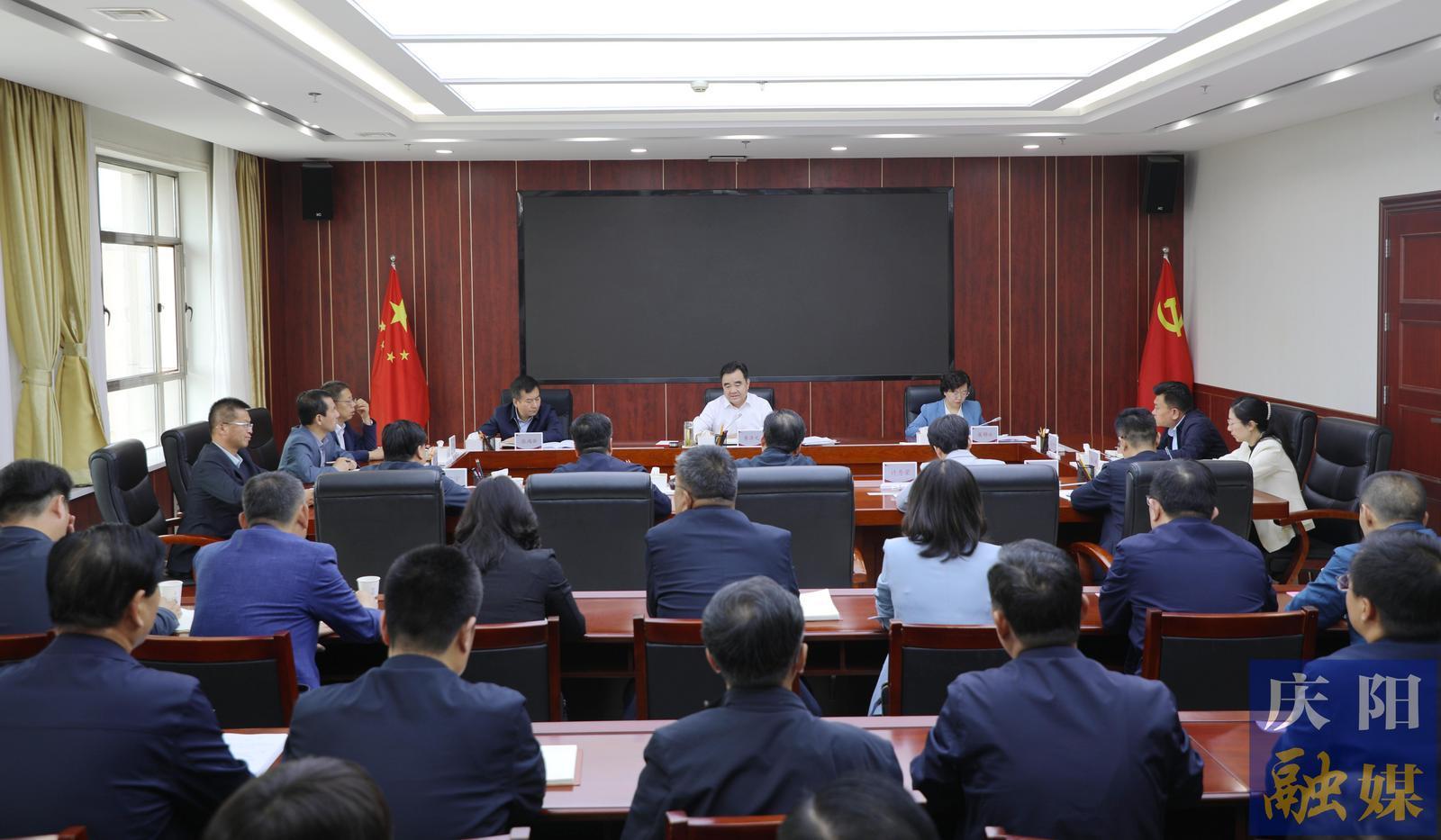 黄泽元在市纪委监委机关调研时强调 把职责履行好 把能力提上去 把工作做扎实 为推动庆阳经济社会高质量发展保驾护航