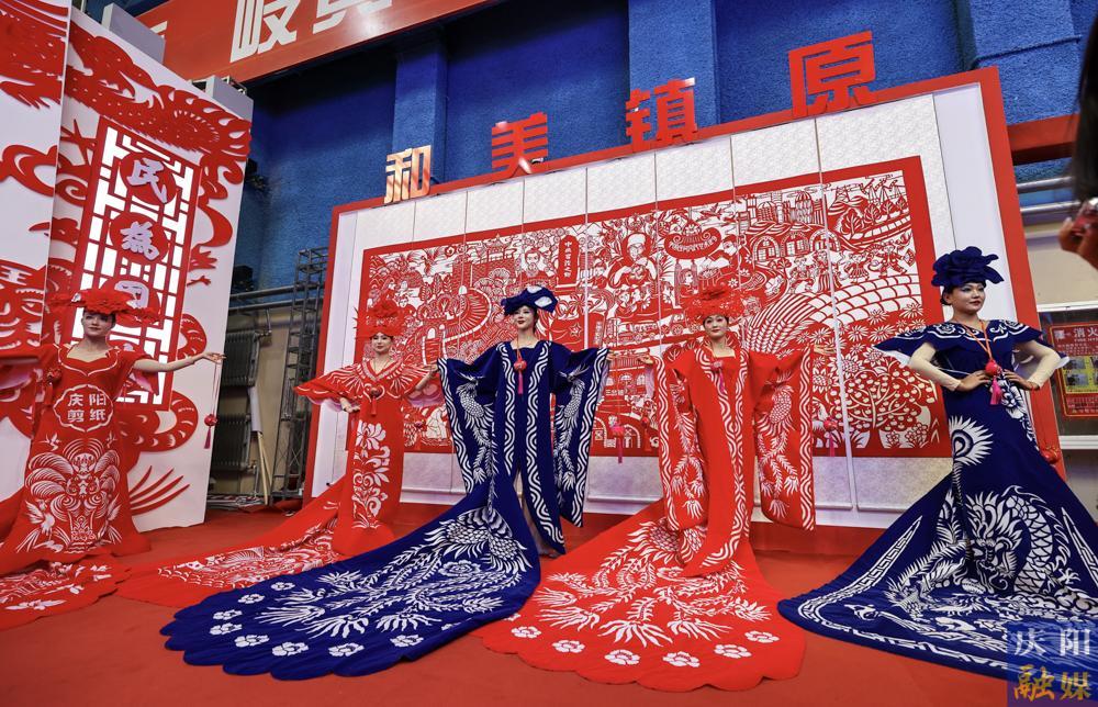 【摄影专题】庆阳五绝 | 剪纸：剪刀轻舞的指尖艺术