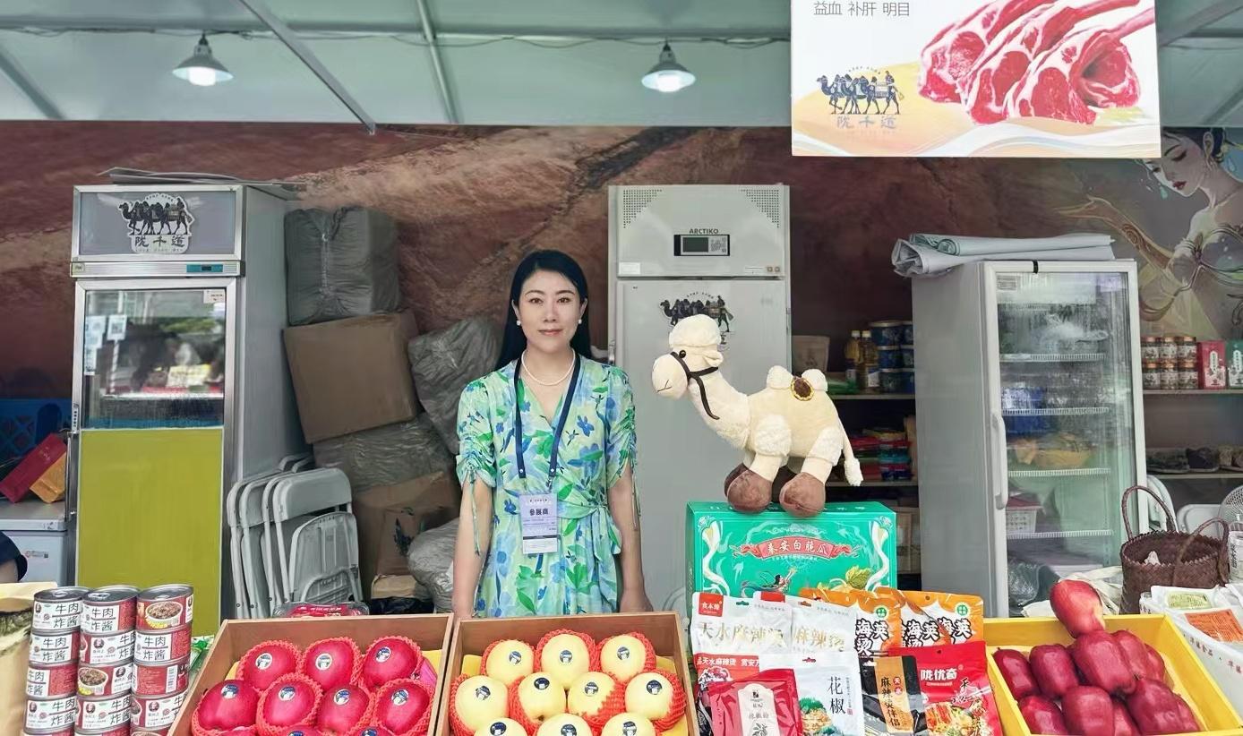 甘味出陇｜签订60万斤订单！甘肃秦安农产品俏销香港