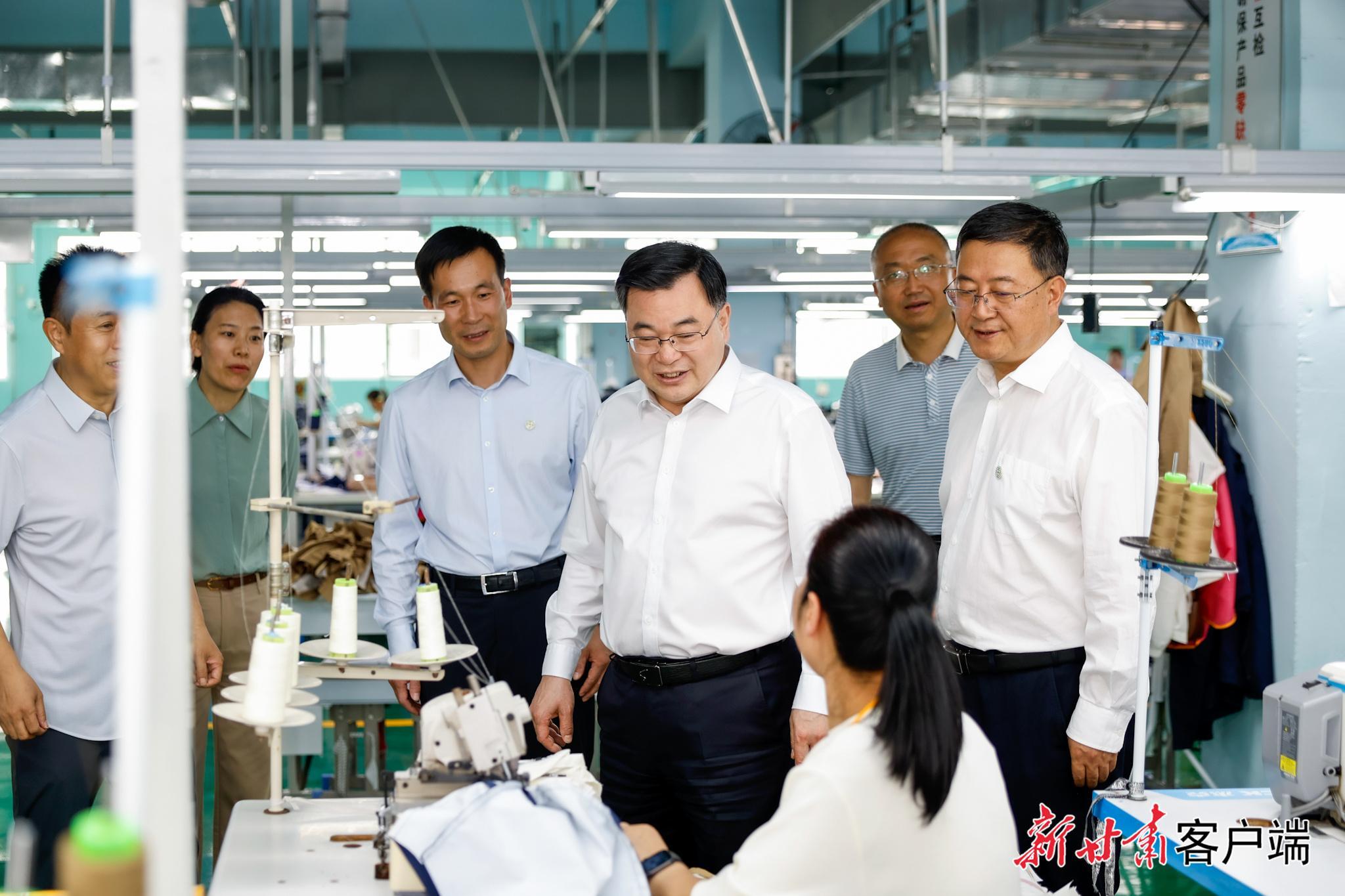 胡昌升在定西市调研时强调：抓产业促就业带动群众增收致富 固成果防返贫做大做强县域经济