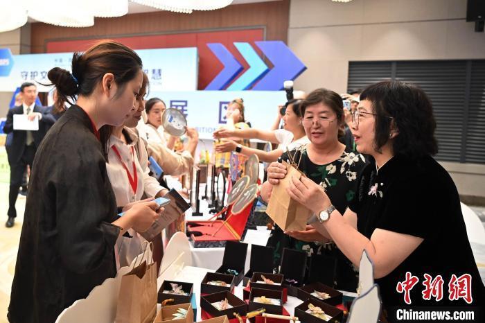 中国与东盟共探文化遗产保护 甘肃技术助力丝路瑰宝“新生”